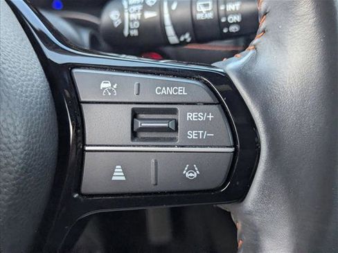 Used 2024 Honda HR-V Sport image 9