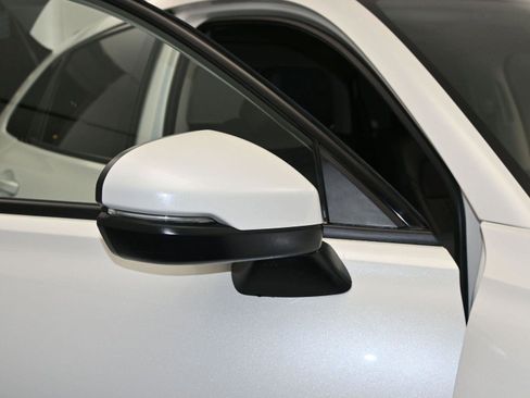 Used 2024 Honda HR-V EX-L image 17