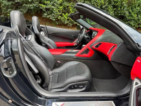 Used 2014 Chevrolet Corvette Stingray Convertible w/ 3LT Preferred Equipment Group RWD image 10