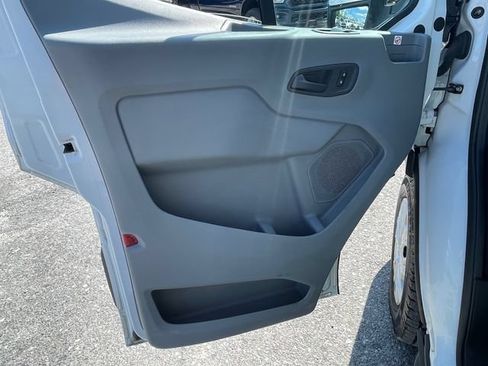 Used 2019 Ford Transit 250 148 Medium Roof w/ Interior Upgrade Package RWD image 9