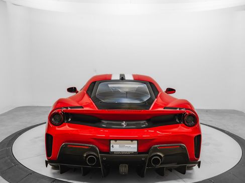 Certified 2020 Ferrari 488 Pista Coupe RWD image 11