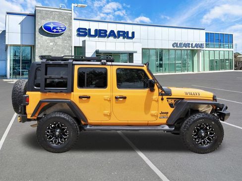 Used 2021 Jeep Wrangler Unlimited Sport AWD/4WD image 6