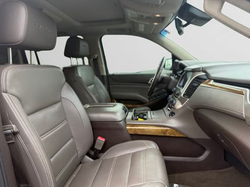Used 2017 GMC Yukon XL Denali w/ Open Road Package AWD/4WD image 14