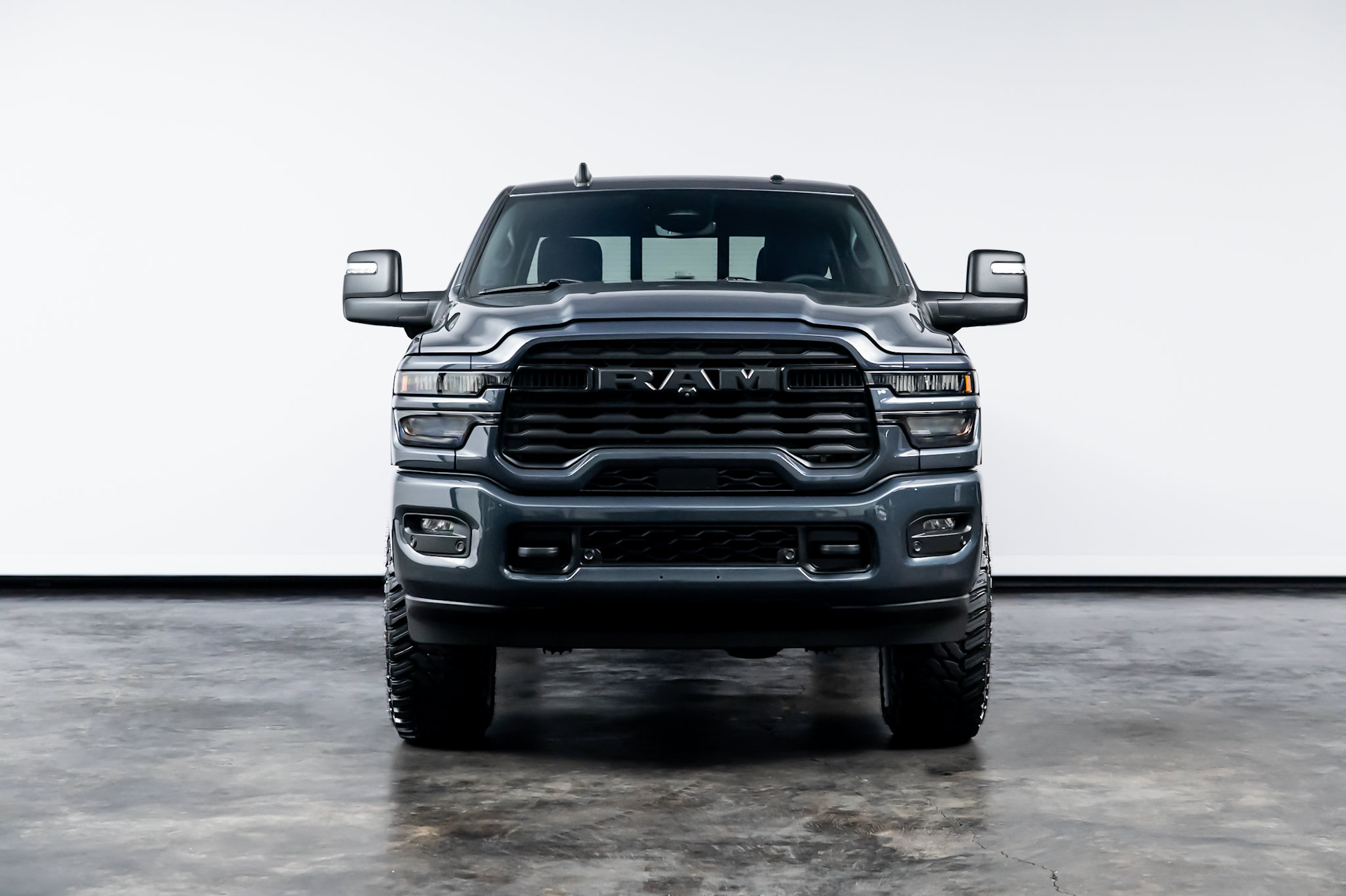 Used 2026 RAM 2500 Big Horn AWD/4WD image 2