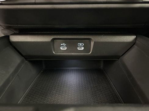 Used 2024 Honda Accord EX image 18