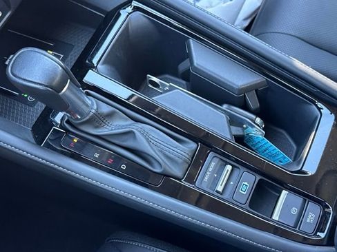 Used 2023 Honda Accord Touring image 12