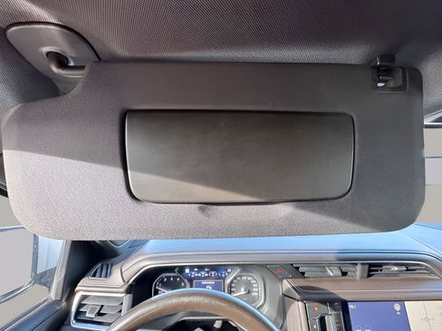 Used 2021 GMC Yukon XL Denali image 29