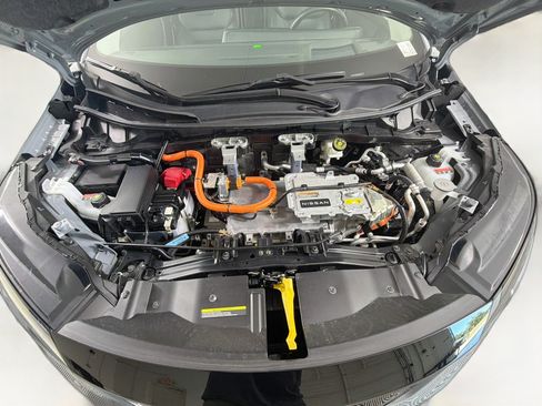 Used 2024 Nissan Ariya AWD image 35