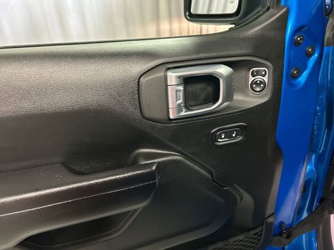 Used 2021 Jeep Wrangler Unlimited Sport AWD/4WD image 14