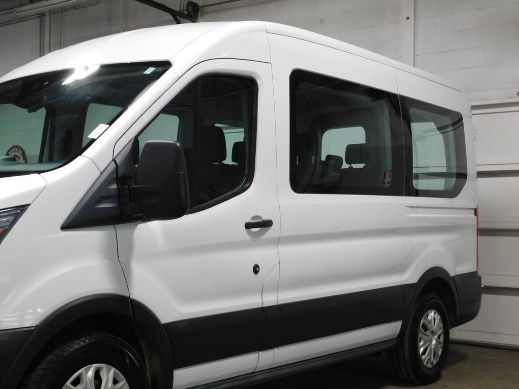 Used 2018 Ford Transit 150 XLT RWD image 17