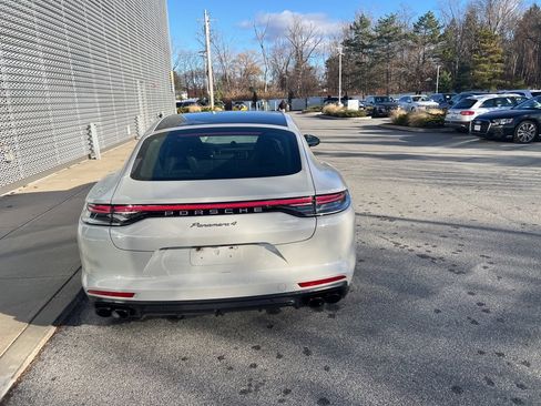 Used 2023 Porsche Panamera 4 Platinum Edition image 30