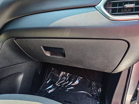Used 2024 Chevrolet Equinox LT FWD image 39