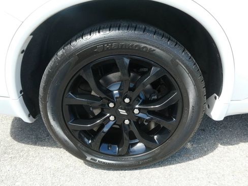 Used 2020 Dodge Durango SXT RWD image 33