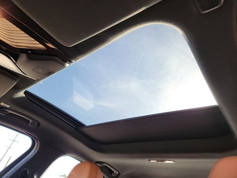 Used 2023 BMW 330i xDrive Sedan image 19