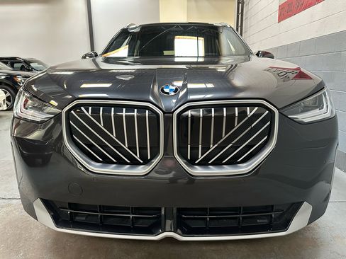 Used 2025 BMW X3 xDrive30i w/ Convenience Package image 7