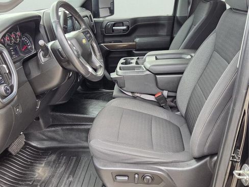 Used 2022 Chevrolet Silverado 2500 LT w/ Convenience Package AWD/4WD image 11
