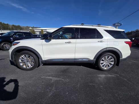 Used 2020 Ford Explorer Limited w/ Class III Trailer Tow Package image 31