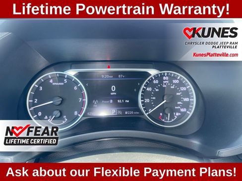 Used 2024 Nissan Sentra SV FWD image 17