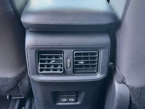 Used 2025 Toyota RAV4 XLE w/ Weather Package AWD/4WD image 17