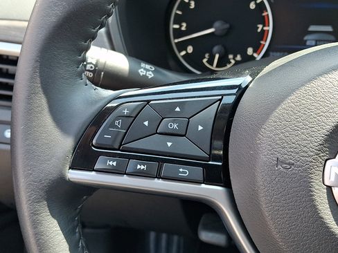 Certified 2024 Nissan Altima 2.5 SV w/ SV Premium Package AWD/4WD image 24