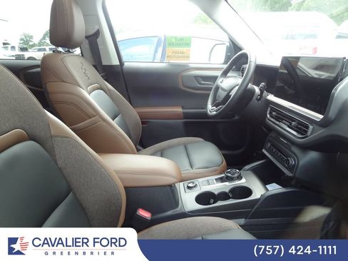 Used 2025 Ford Bronco Sport Outer Banks w/ Outer Banks Tech Package+ AWD/4WD image 9