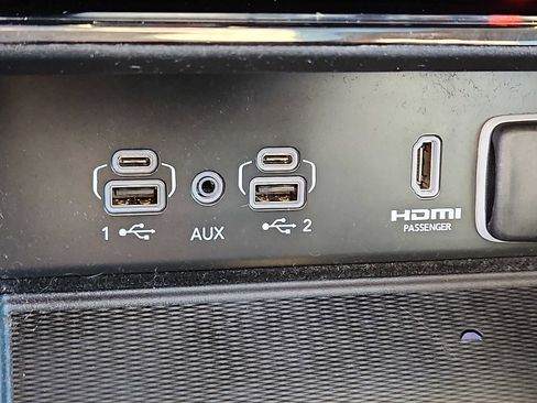 Used 2022 Jeep Grand Cherokee L Limited w/ Luxury Tech Group II image 24