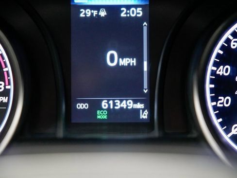 Used 2023 Toyota Camry SE image 33