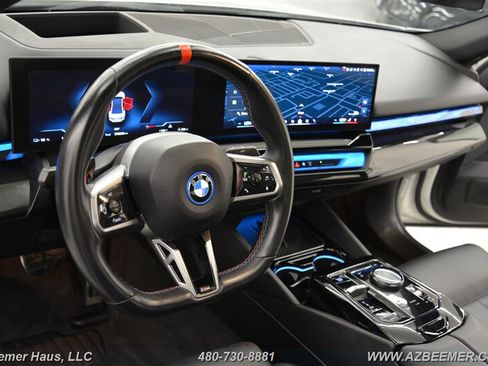 Used 2024 BMW i5 M60 w/ Premium Package image 13