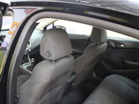 Used 2017 Chevrolet Cruze LT w/ LT True North Edition FWD image 10