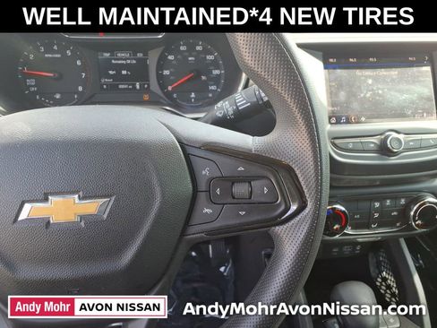 Used 2022 Chevrolet TrailBlazer LT FWD image 21