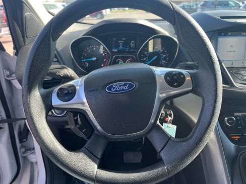Used 2016 Ford Escape SE w/ Equipment Group 201A image 29