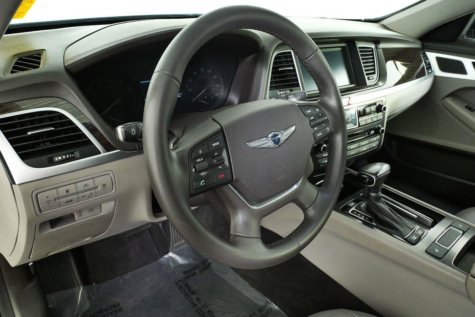 Used 2018 Genesis G80 3.8 RWD image 5