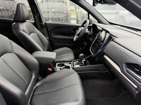 Used 2025 Subaru Forester Limited w/ Popular Package image 29