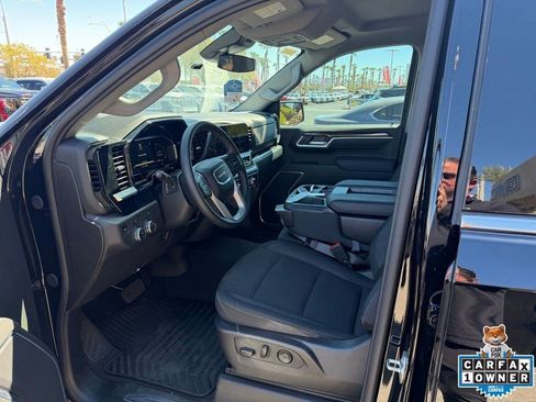 Used 2026 GMC Sierra 1500 SLE w/ Preferred Package AWD/4WD image 5