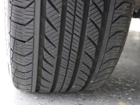 Used 2016 Toyota Avalon Touring image 78