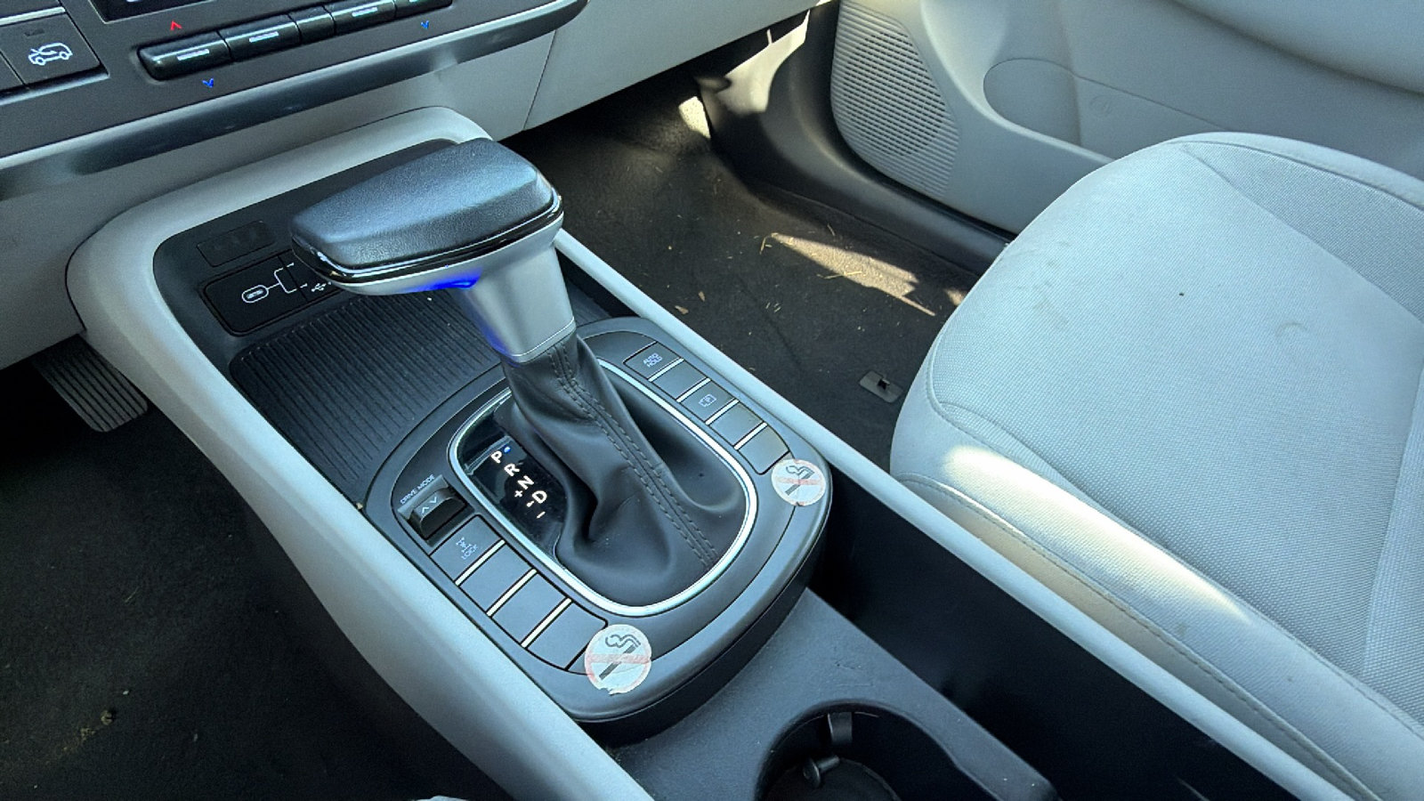 Used 2025 Hyundai Kona SEL AWD/4WD image 30