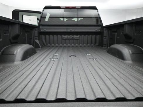 New 2026 GMC Sierra 3500 SLE w/ SLE Value Package AWD/4WD image 19