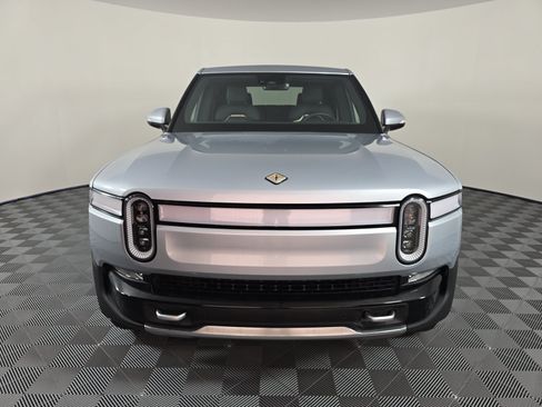 Used 2024 Rivian R1T Adventure Dual AWD/4WD image 8
