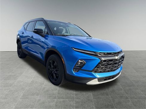 Used 2024 Chevrolet Blazer LT w/ Sound & Technology Package image 8