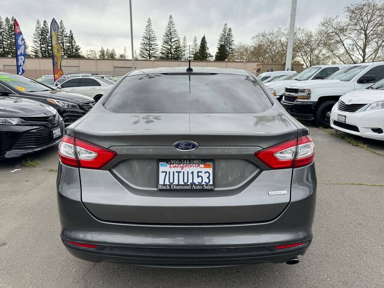 Used 2014 Ford Fusion SE w/ Equipment Group 202A FWD image 5
