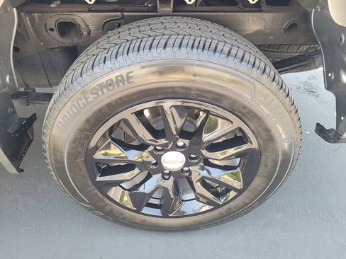 Used 2024 Chevrolet Silverado 1500 Custom RWD image 24