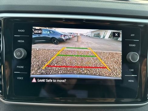 Used 2023 Volkswagen Atlas SE w/ Panoramic Sunroof Package image 18