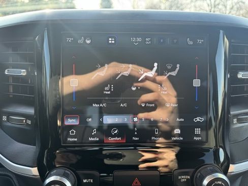 Certified 2022 RAM 1500 Big Horn image 30