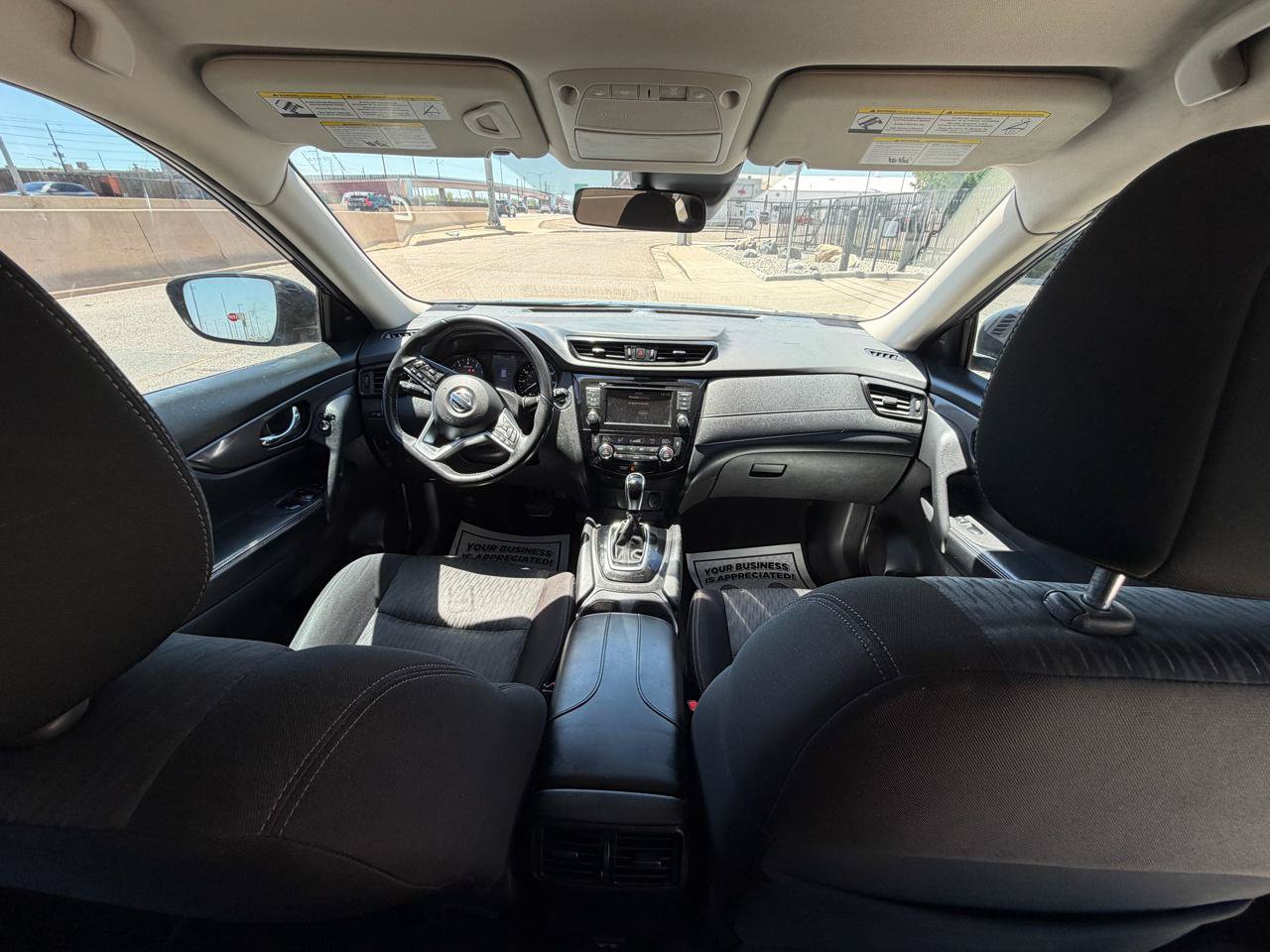 Used 2019 Nissan Rogue SV AWD/4WD image 16