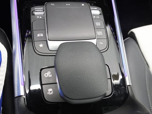 Used 2022 Mercedes-Benz GLB 35 AMG 4MATIC image 46