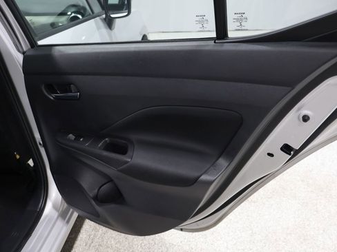 Used 2021 Nissan Versa SV image 18