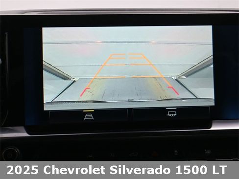 Used 2025 Chevrolet Silverado 1500 LT image 18