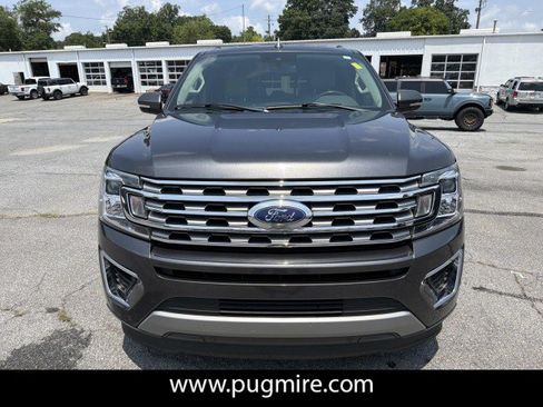 Used 2021 Ford Expedition Limited RWD image 2