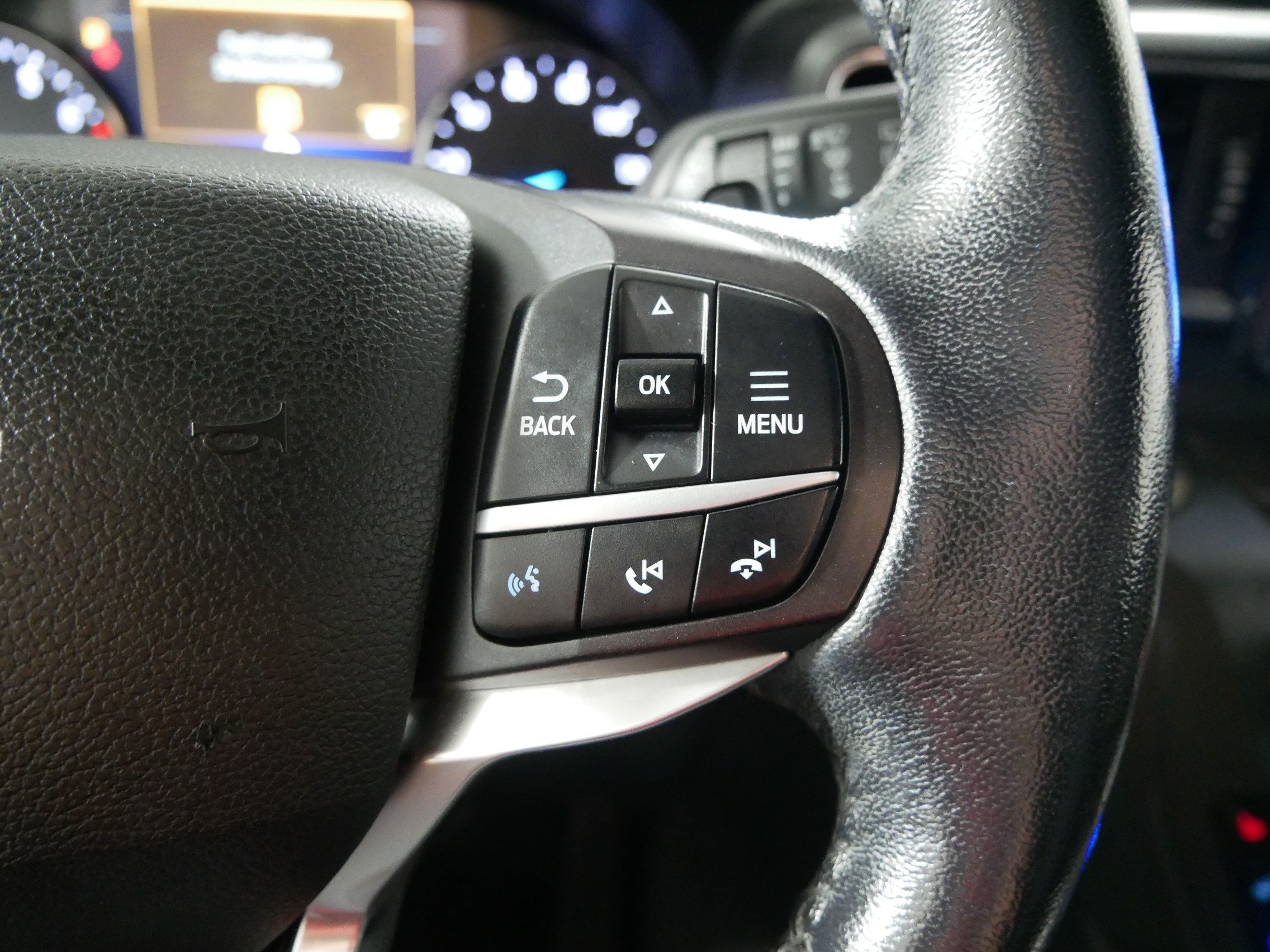 Used 2020 Ford Explorer Limited AWD/4WD image 28