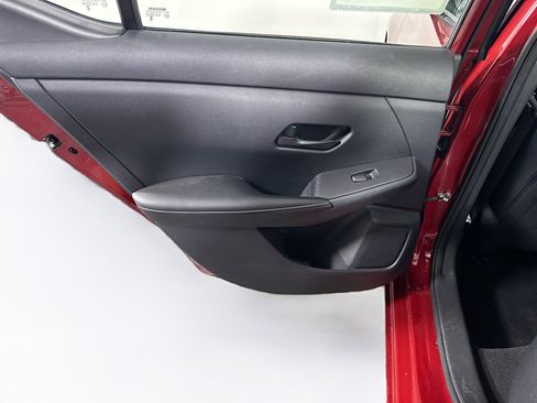 Used 2024 Nissan Sentra SV FWD image 25
